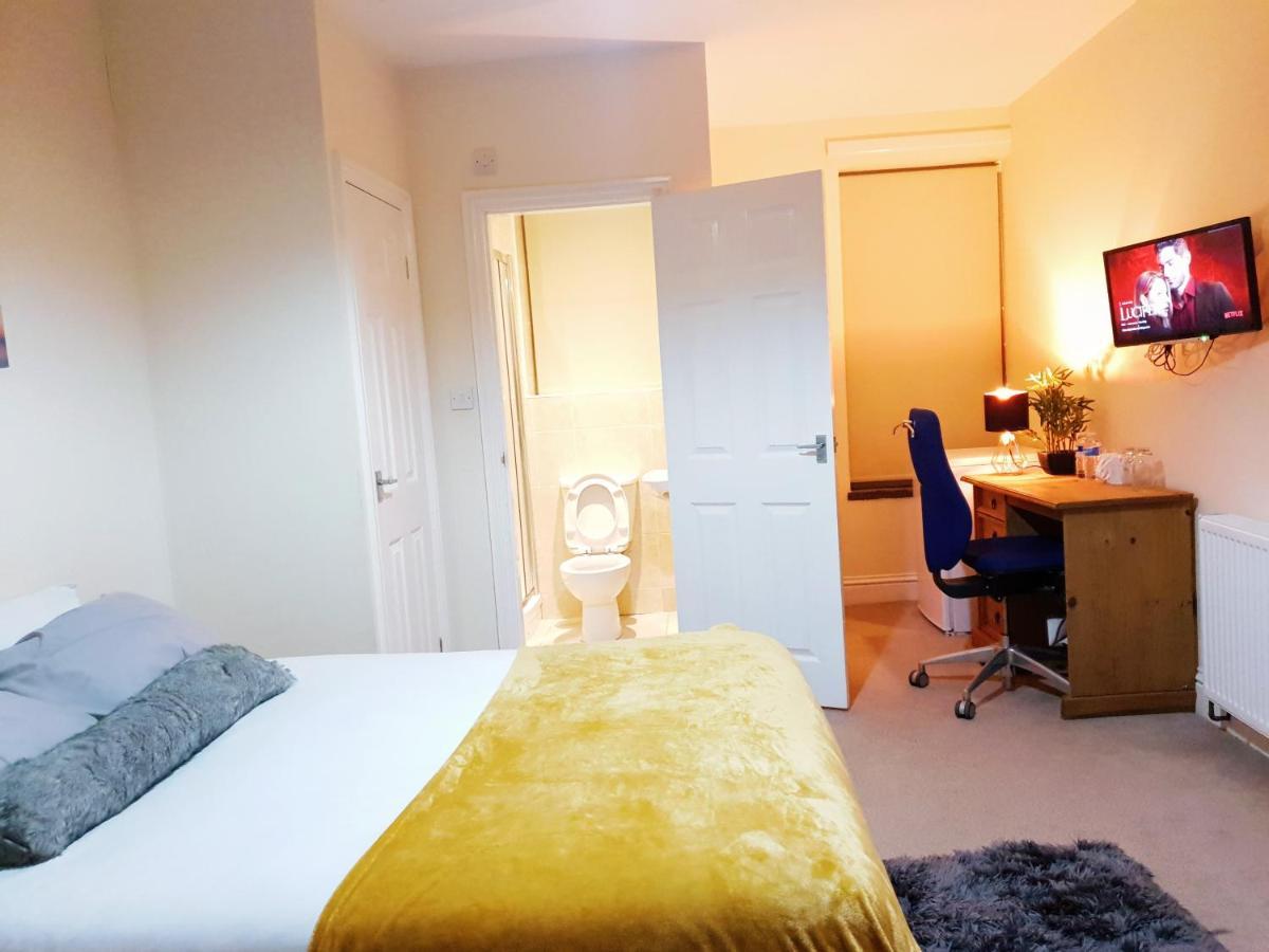 Highfields Town House Otel Huddersfield Dış mekan fotoğraf